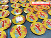 Фото на значке